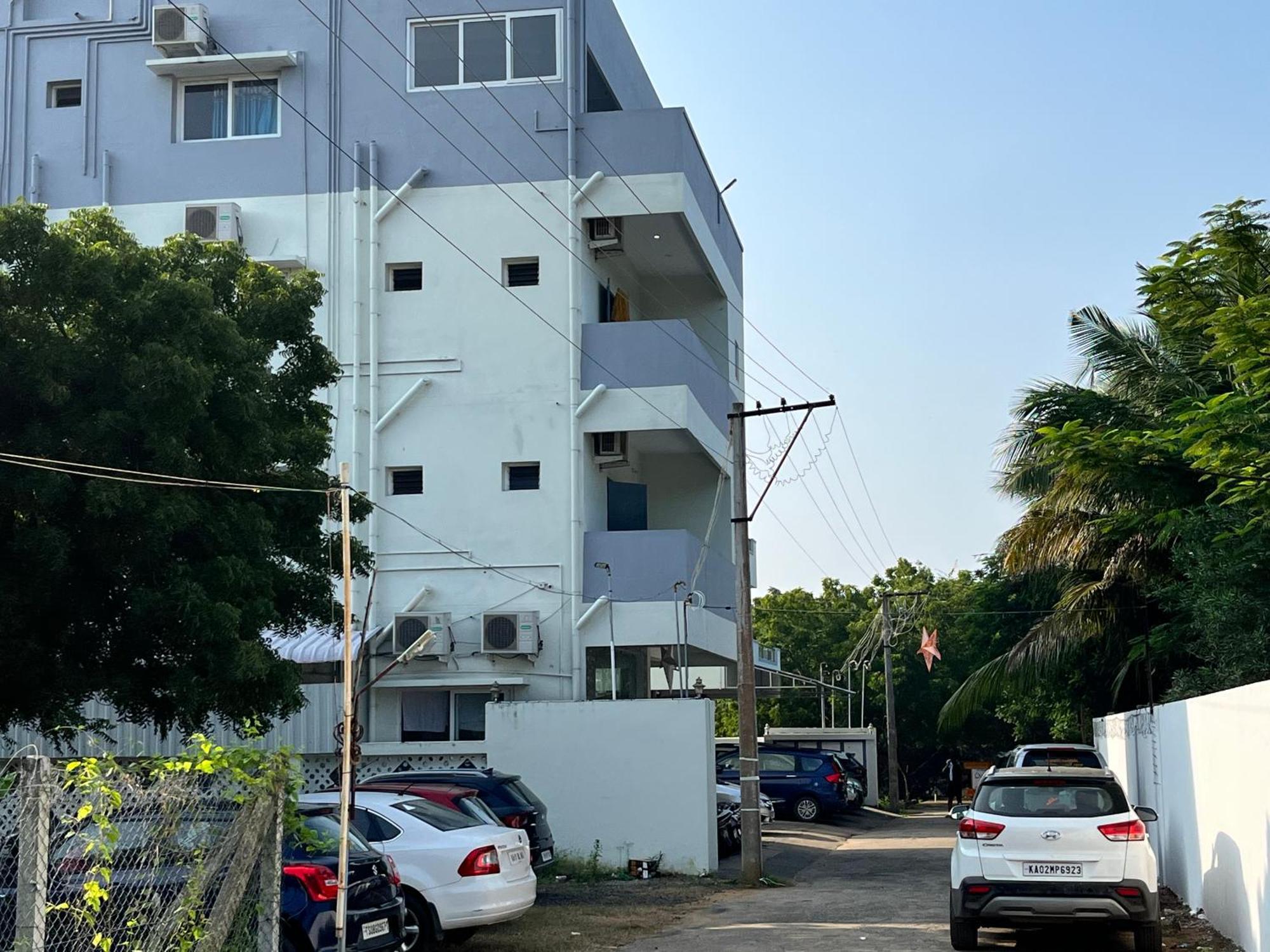 Quiet Home Pondicherry Bagian luar foto